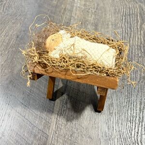 LIZZIE HIGH Wooden Nativity Baby Jesus